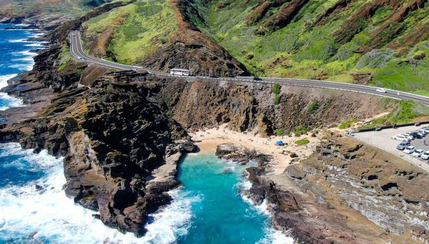 Waikiki Trolley Hop-on Hop-off Tour - Photo 4