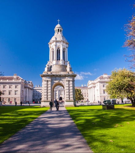 Photo - Bibliothèque du Trinity College, Livre de Kells et château de Dublin
