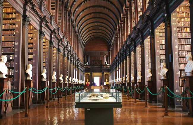 Trinity College Library, Book of Kells & Dublin Castle Tour - Photo 6