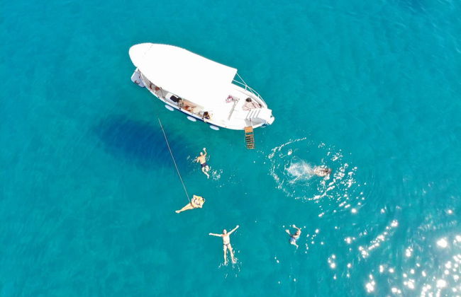 Passeio privado de barco pela costa de Cefalù - Foto 5
