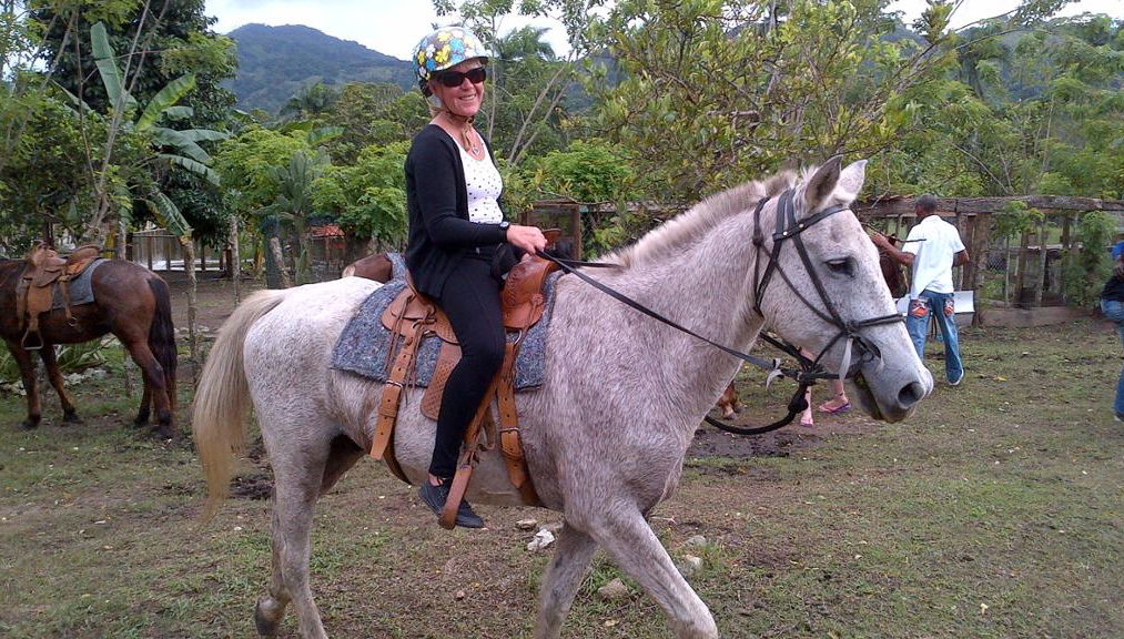 Passeio a Cavalo no Campo - Tour de Meio Dia - Foto 1