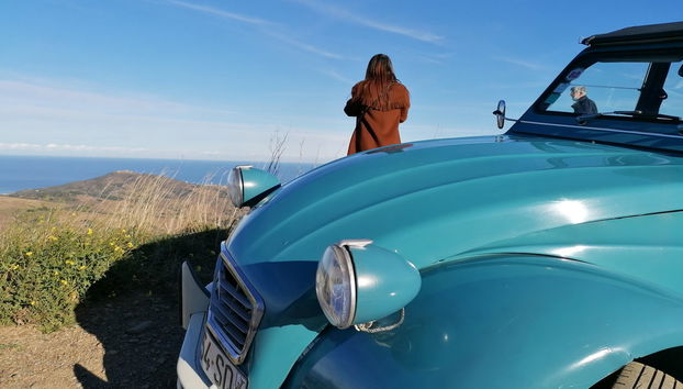 Visite privée de la côte Vermeille en Citroën 2CV - Foto 3
