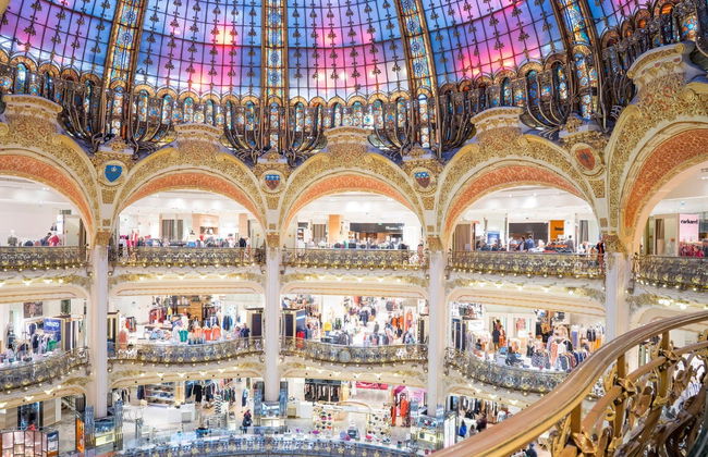 Entrada a un desfile de moda en las Galerías Lafayette - Foto 2
