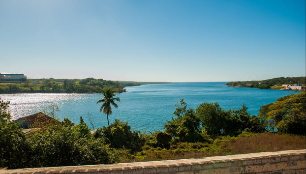Boat Trip in Cienfuegos Bay + the Castle of Jagua - Photo 4