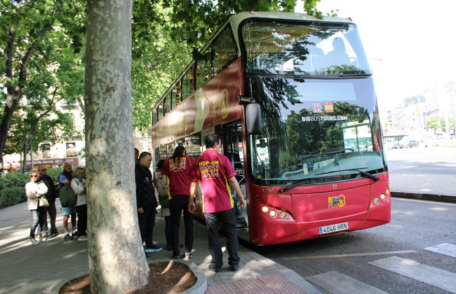 Big Bus Open-Top Night Tour - Photo 3