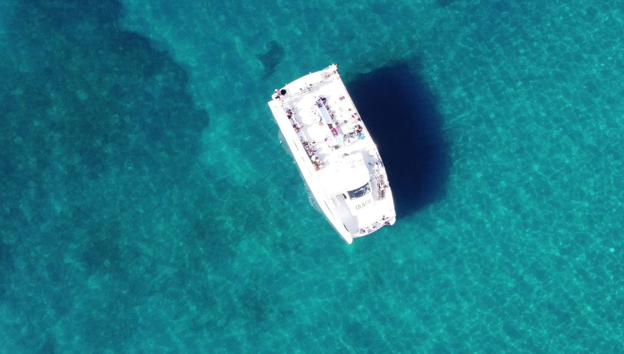 Paseo en catamarán a Cala de Enmedio - Foto 1