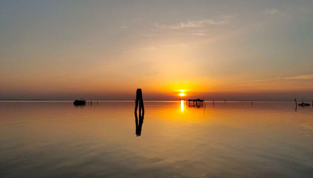 Paseo en barco al atardecer por la laguna de Venecia - Foto 5