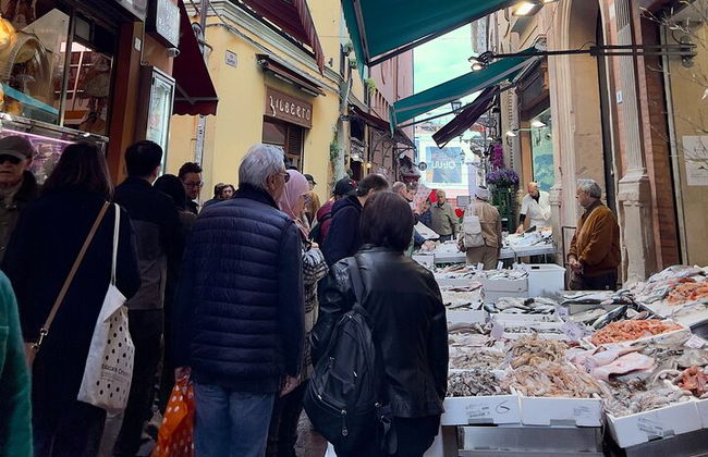 Bolonha autêntica: Excursão de comida a pé em pequenos grupos - Foto 6