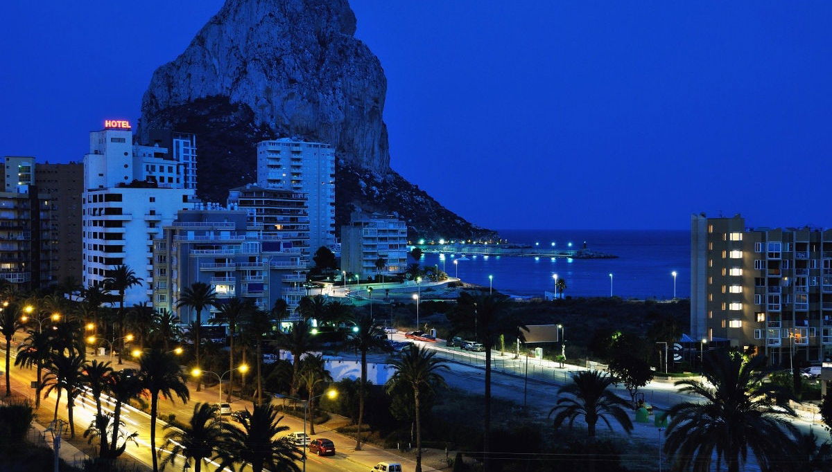 Visite à la découverte des mystères et légendes de Calp - Photo 1