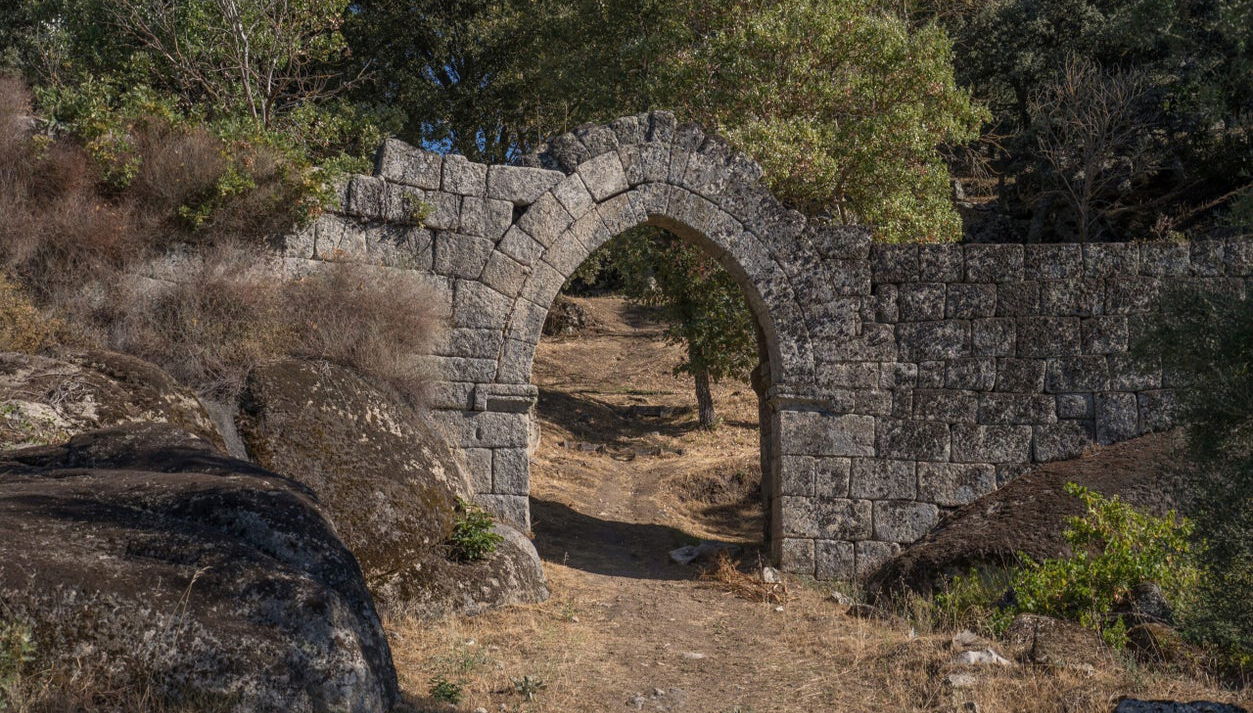 Tour por los pueblos medievales de Guarda - Foto 1