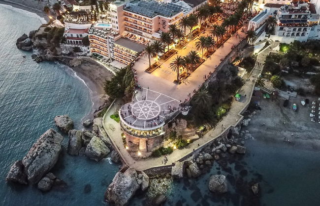 Costa Granadina + Caves of Nerja Day Trip - Foto 3