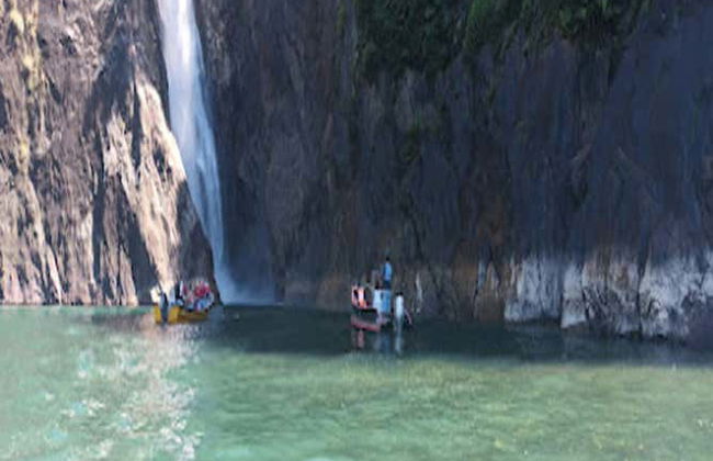 Reloncavi Estuary & Tagua Tagua Lake Day Trip - Photo 10