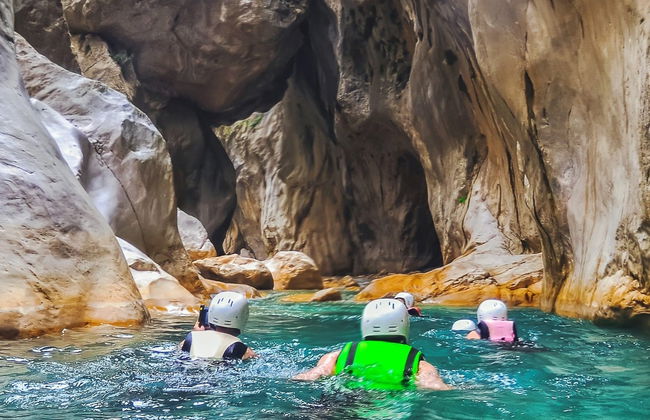 Tubing et randonnée aquatique à la Chapada dos Veadeiros - Photo 7