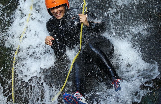 Llavorsí Canyoning Activity - Photo 5