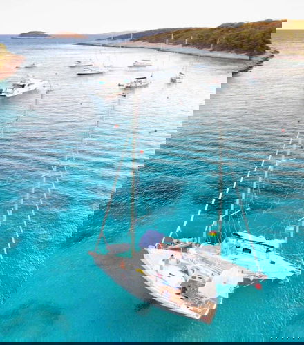 Foto de Crucero por las islas Pakleni