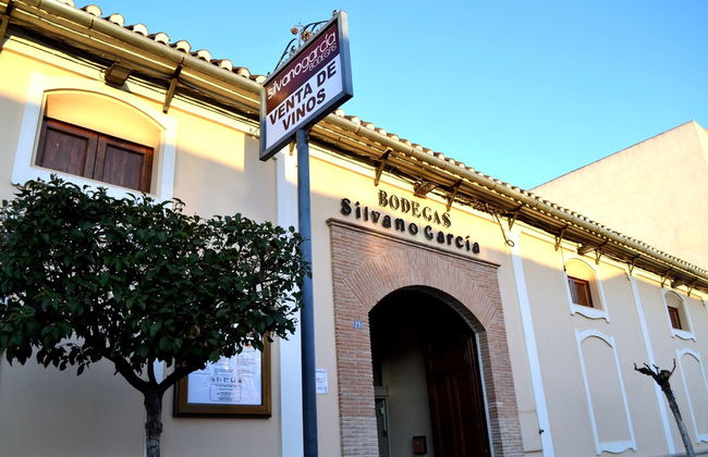 Visita a las bodegas Silvano García - Foto 2