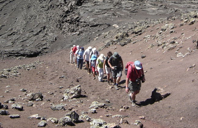 Senderismo por el Parque Natural de los Volcanes - Foto 2