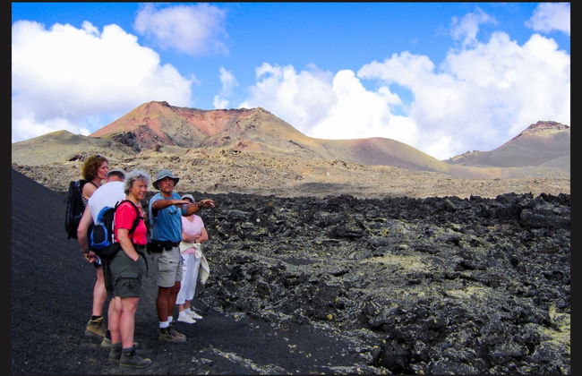 Senderismo por el Parque Natural de los Volcanes - Foto 4
