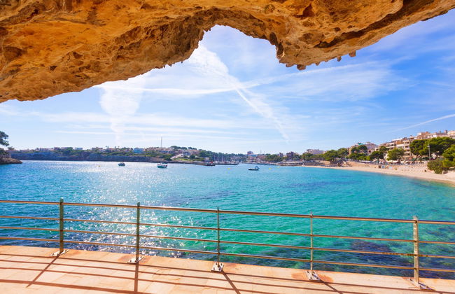 Giro in catamarano delle cale del nord di Sa Coma - Foto 1