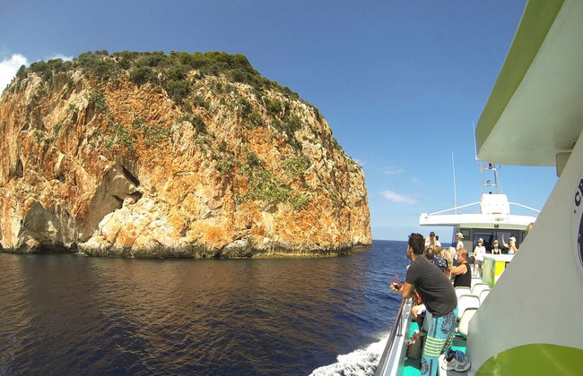 Mallorca Northeastern Coves Catamaran Cruise - Photo 2