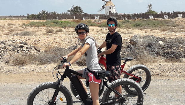 Corralejo Electric Bike Tour - Foto 2