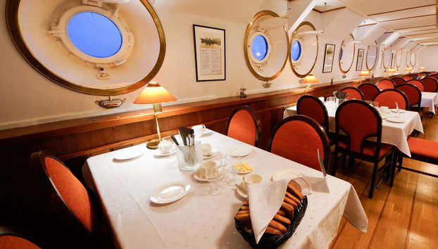 Paseo en barco rompehielos + Flotación en el mar de Botnia - Foto 5