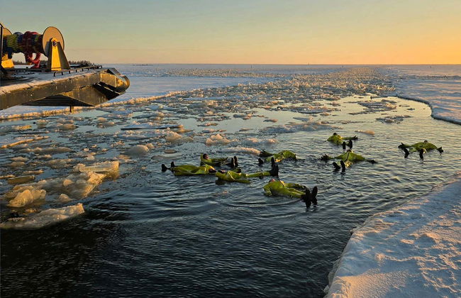 Rovaniemi Icebreaker Cruise - Foto 8