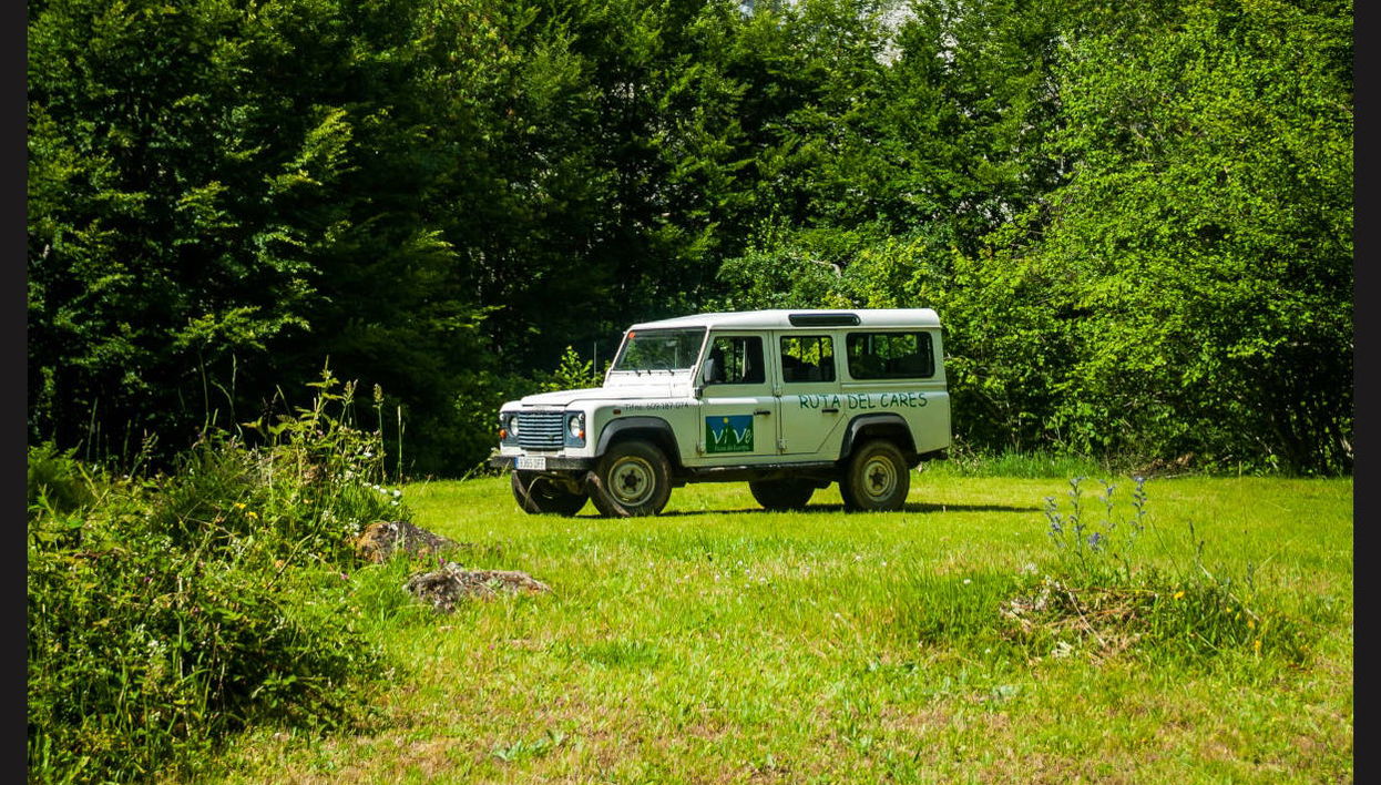 Tour en jeep + Senderismo por la Ruta del Cares - Foto 1