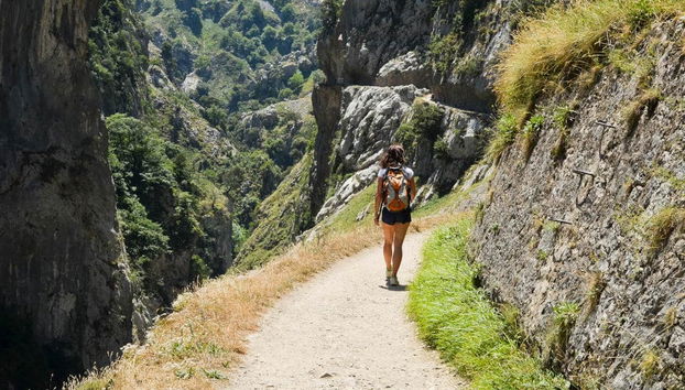 Tour en jeep + Senderismo por la Ruta del Cares - Foto 2
