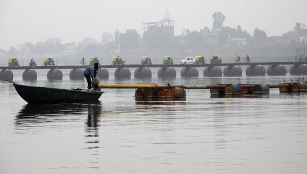 Tour en tuk tuk por Varanasi - Foto 2