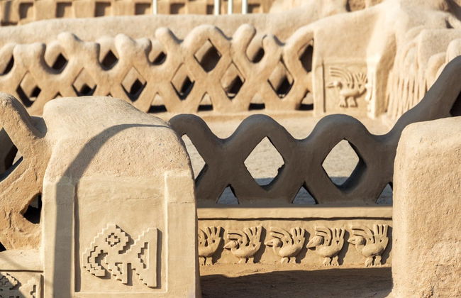 Tour por Chan Chan y el Balneario de Huanchaco - Foto 1