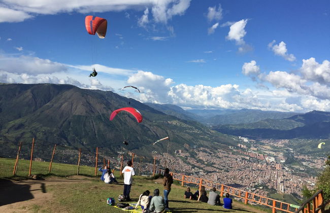 Paragliding in Medellin - Foto 5