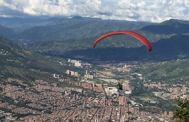 Vuelo en parapente por Medellín - Foto 6