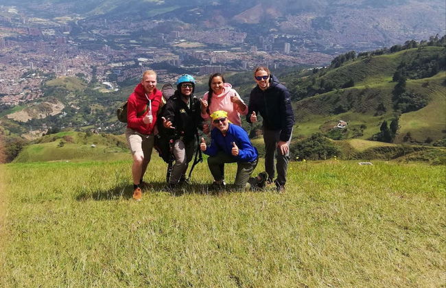 Vuelo en parapente por Medellín - Foto 2