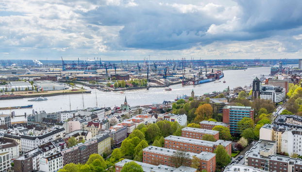 Hamburg Bike Tour - Photo 2