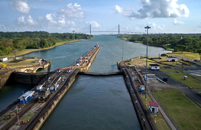 Panama Canal Day Trip + Agua Clara Locks Tour - Photo 7
