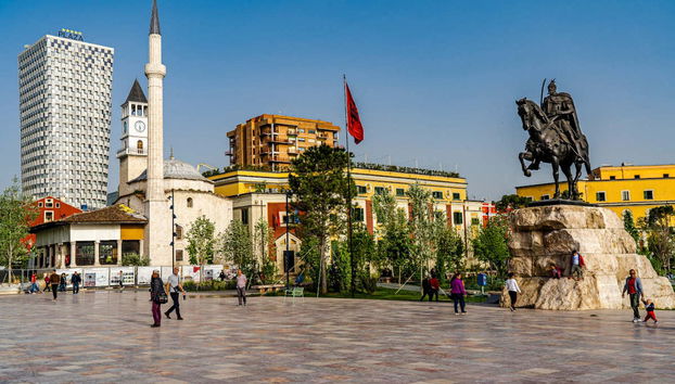 Tirana Walking Tour - Foto 4