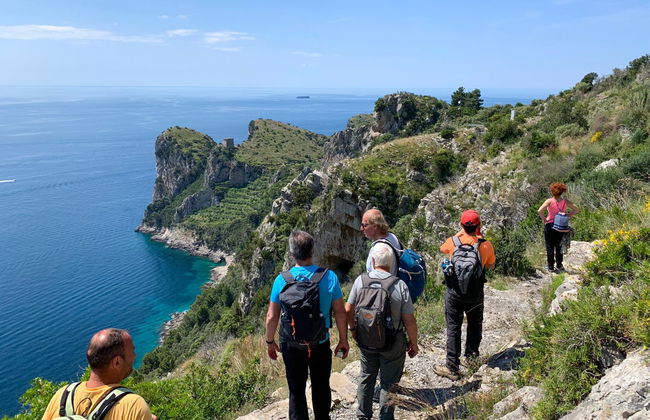 Esperienza privata di trekking nella Baia di Ieranto - Foto 6