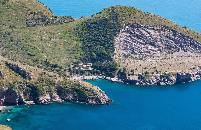 Esperienza privata di trekking nella Baia di Ieranto - Foto 8