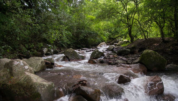 Hiking in San Lorenzo - Photo 2