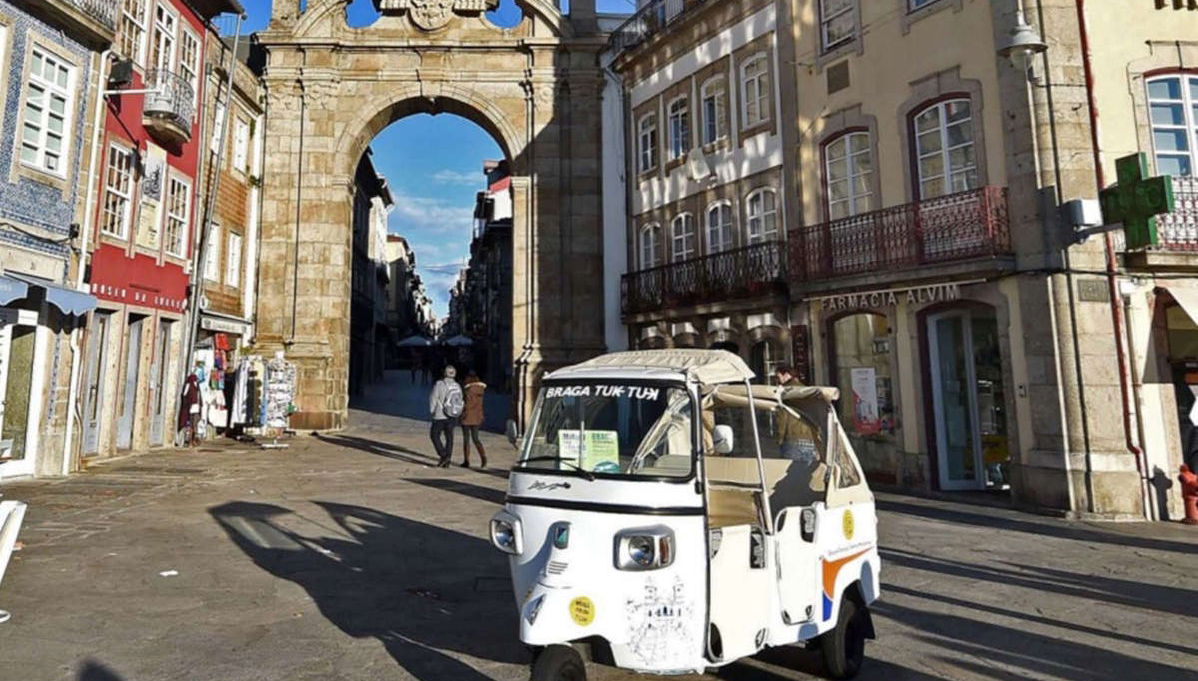 Tour en tuk tuk por Braga - Foto 1