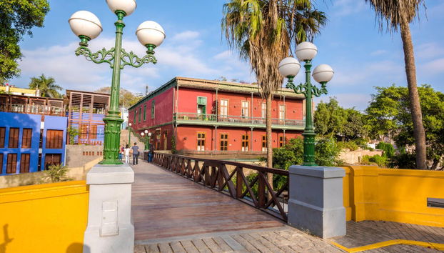 Chorrillos & Barranco Guided Tour - Photo 4