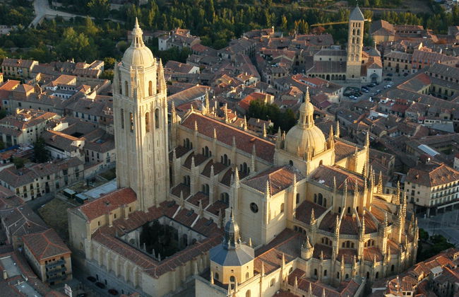 Visita guidata di Segovia + Cattedrale e Alcázar - Foto 7