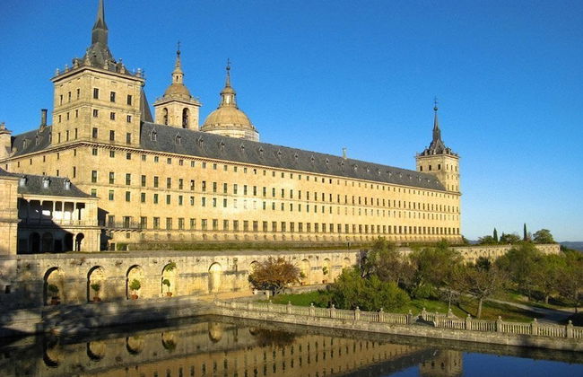 Excursión a Segovia, El Escorial y Valle de los Caídos - Foto 6