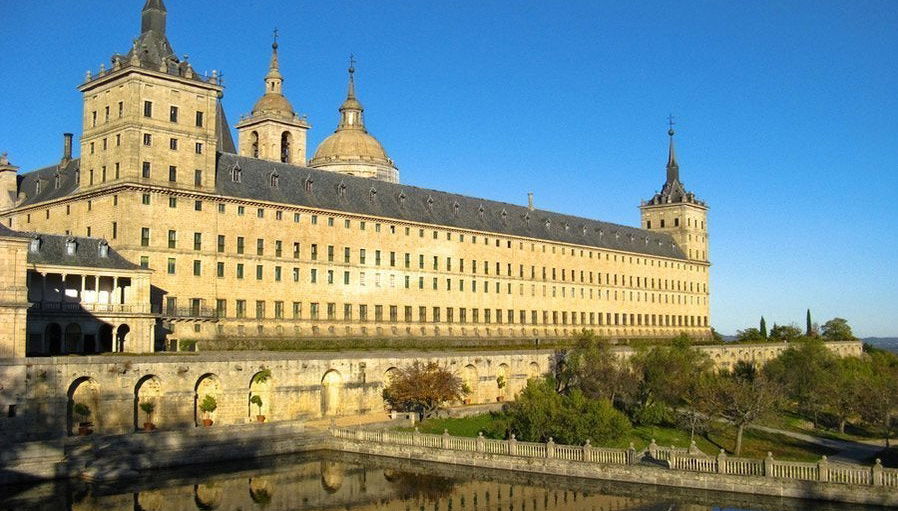 El Escorial & Valley of the Fallen Half-Day Trip - Foto 1