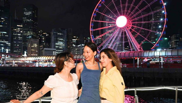 Have an unforgettable night with friends