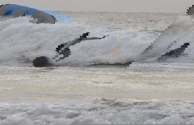 Curso de surf en Arugam Bay - Foto 3