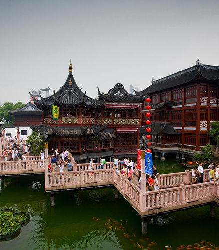 Foto de Excursión al pueblo de agua de Zhujiajiao, Templo del Buda de Jade y Tianzifang