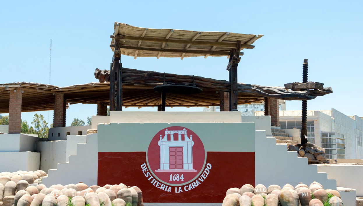 La Caravedo Distillery Tour - Foto 1