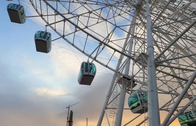 Ferris Wheel and 3 Borders Landmark - Photo 10